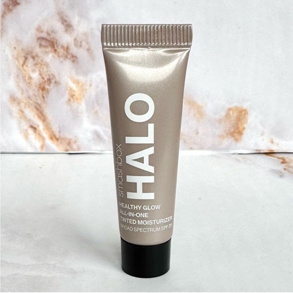 Smashbox Halo Healthy Glow Tinted Moisturizer - Light 7ML - Picture 1 of 10